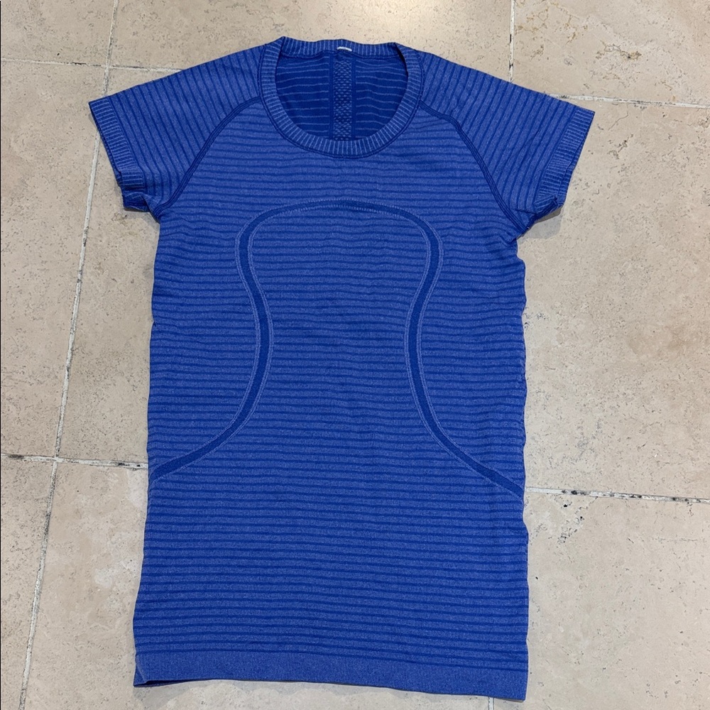 lululemon athletica Short Sleeve Seamless Tee in Blue